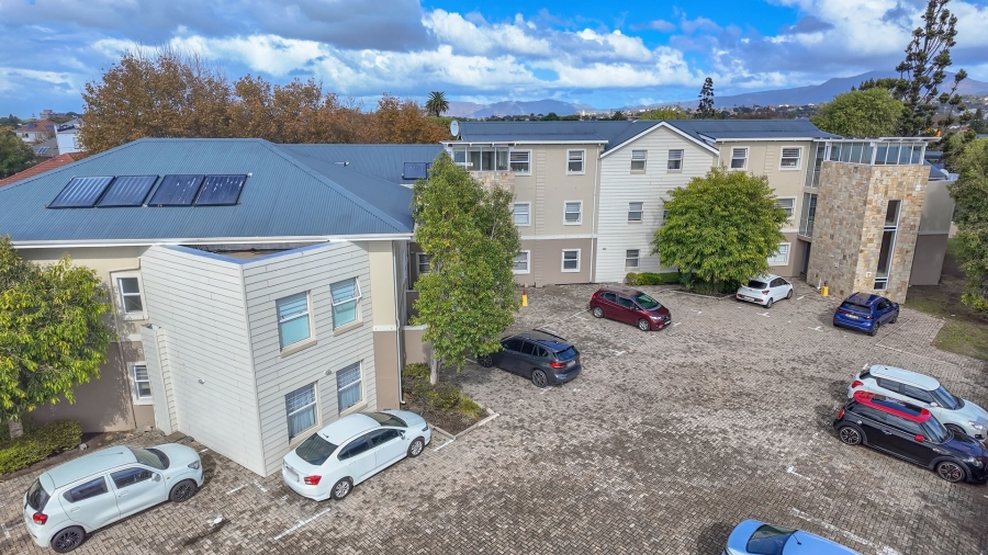 To Let 2 Bedroom Property for Rent in Claremont Western Cape